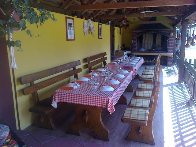 Seoski Turiziam Larva Trenkovo Exterior foto